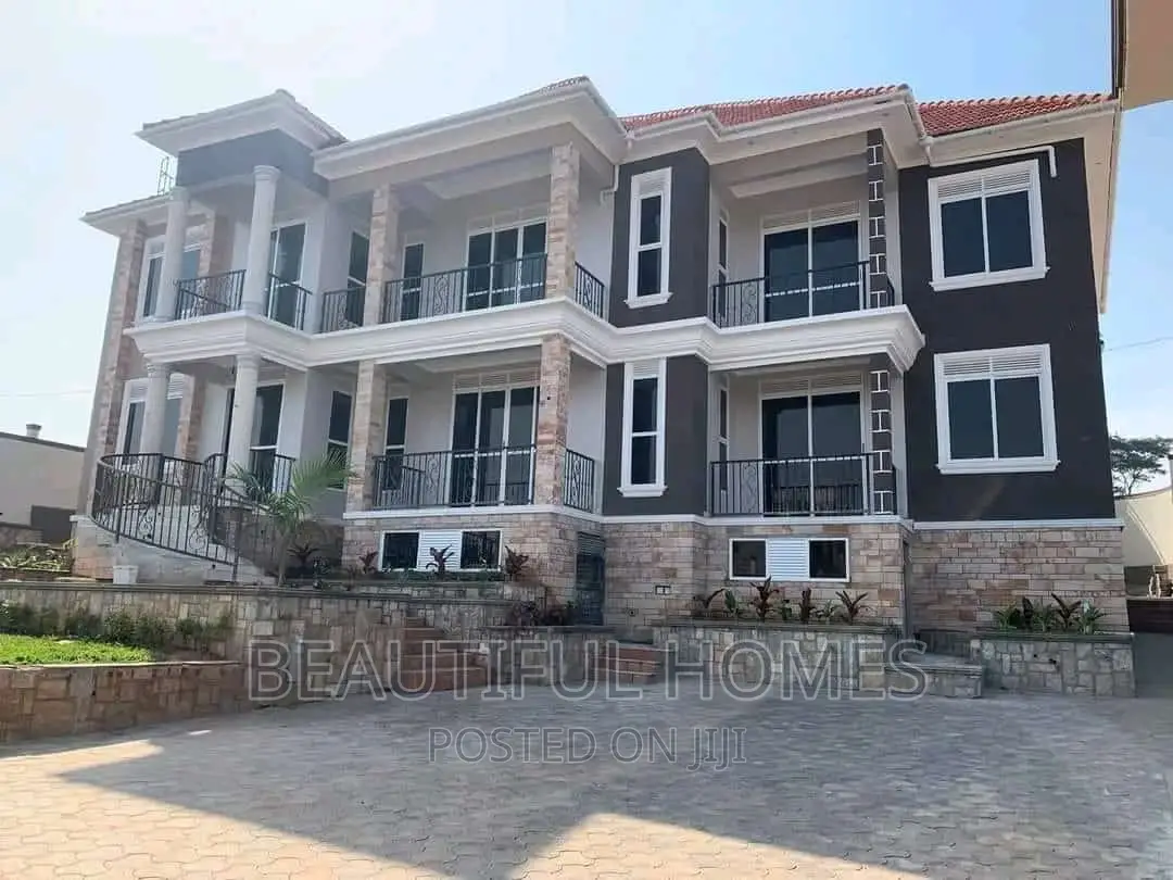 Furnished 7bdrm Mansion in Kigo Munyonyo Lake, Central Division in Central Division