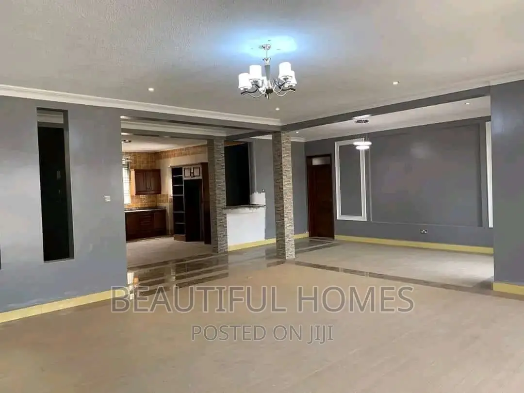 Furnished 7bdrm Mansion in Kigo Munyonyo Lake, Central Division in Central Division