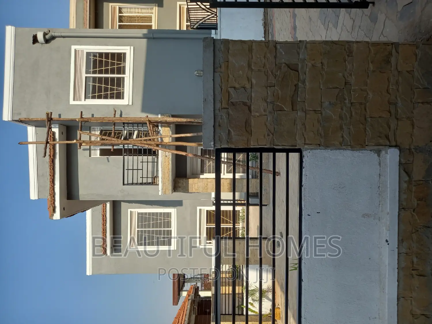 Furnished 4bdrm Maisonette in Kira 1 for sale in Kira