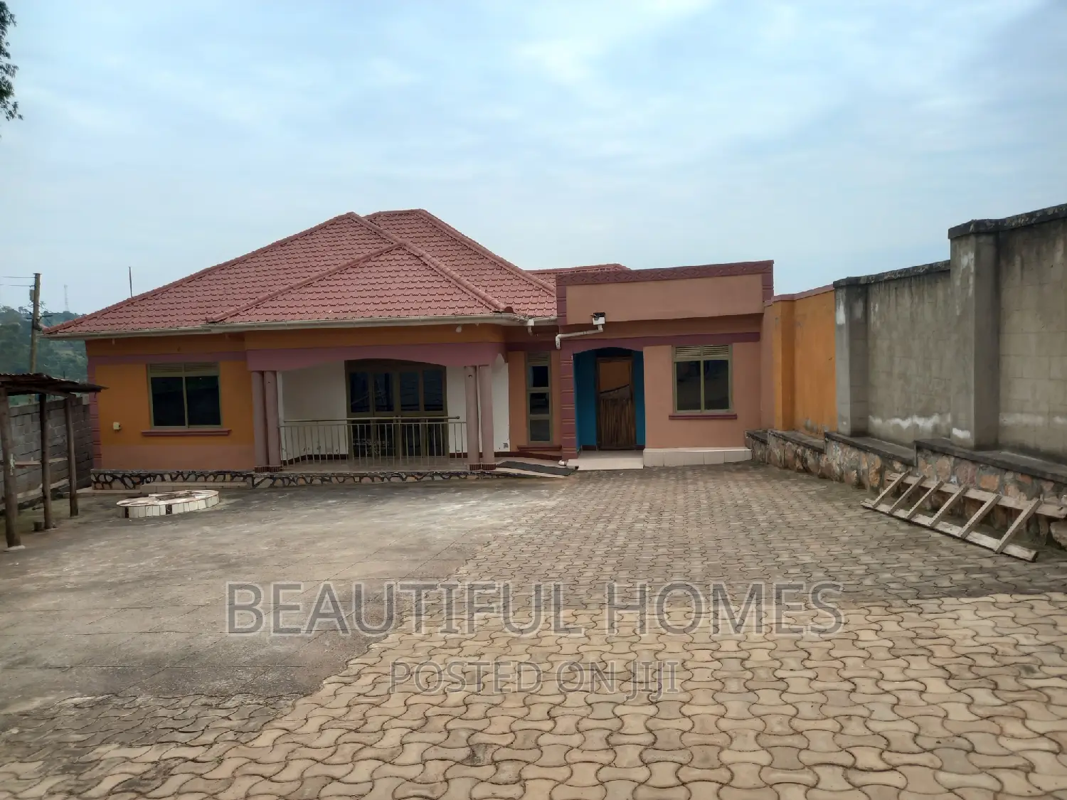 Furnished 4bdrm Bungalow in Nakwero, Kira for sale in Kira