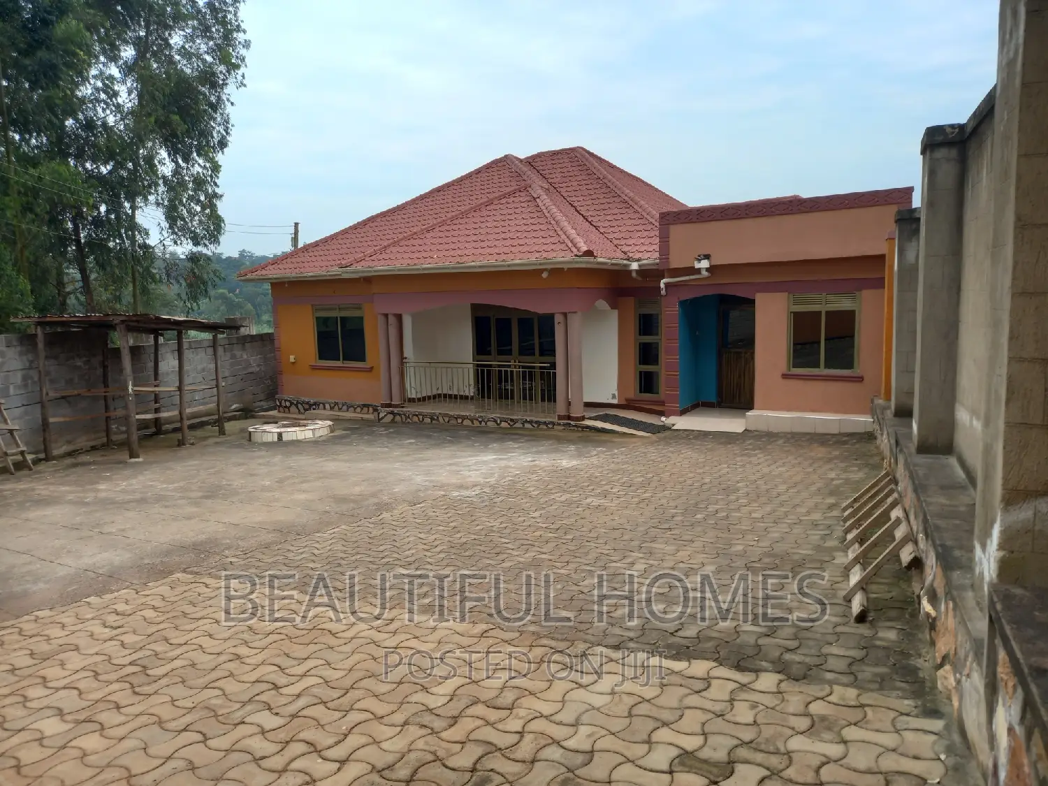 Furnished 4bdrm House in Nakwero, Kira for sale in Kira