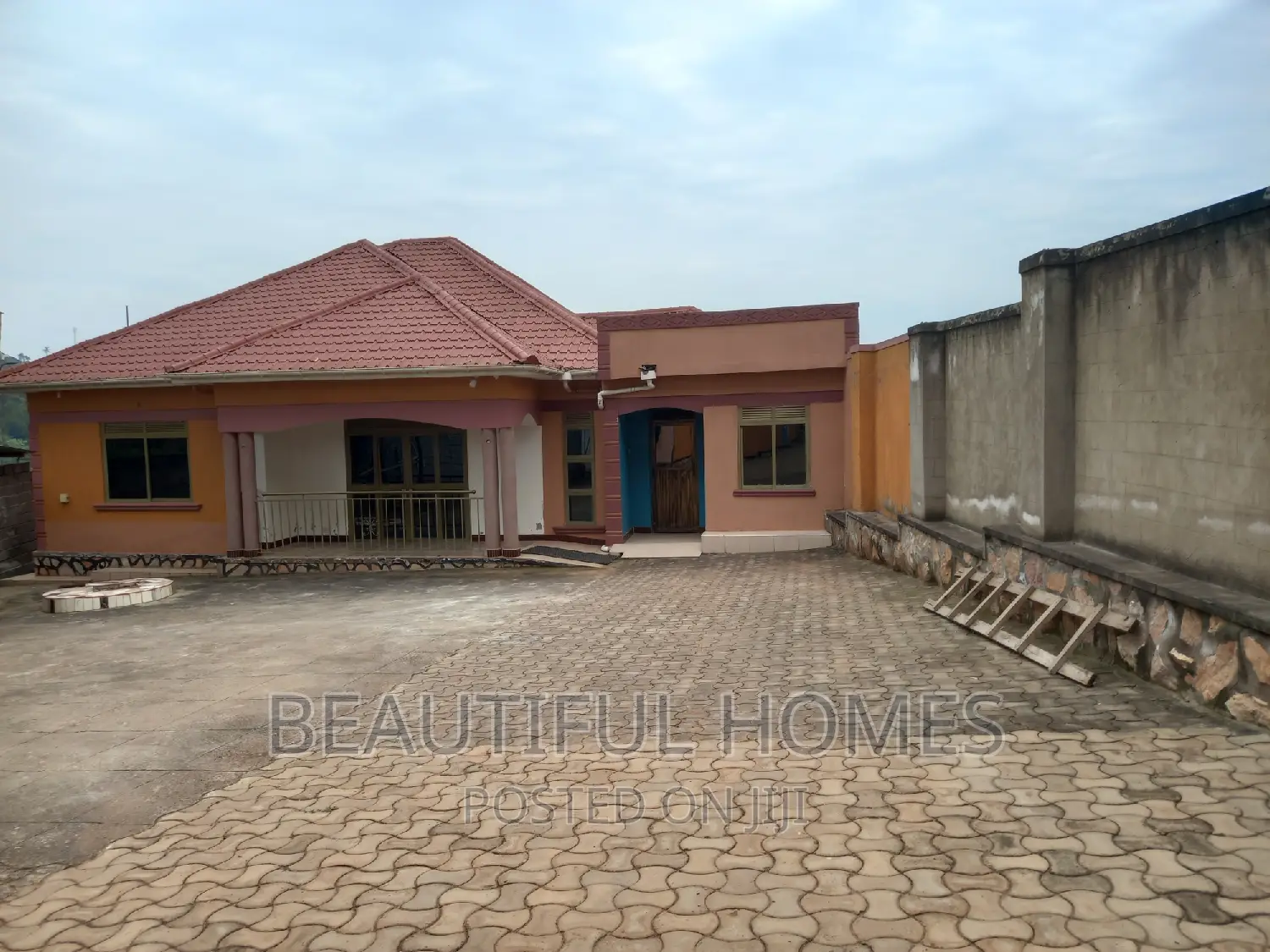 Furnished 4bdrm House in Nakwero, Kira for sale in Kira