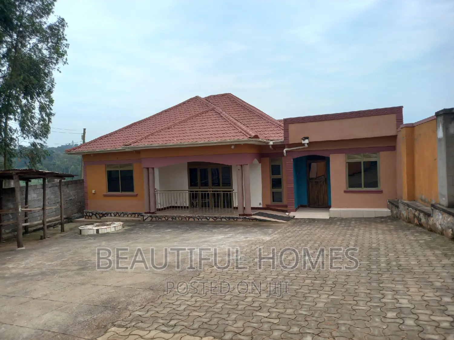 Furnished 4bdrm House in Nakwero, Kira for sale in Kira