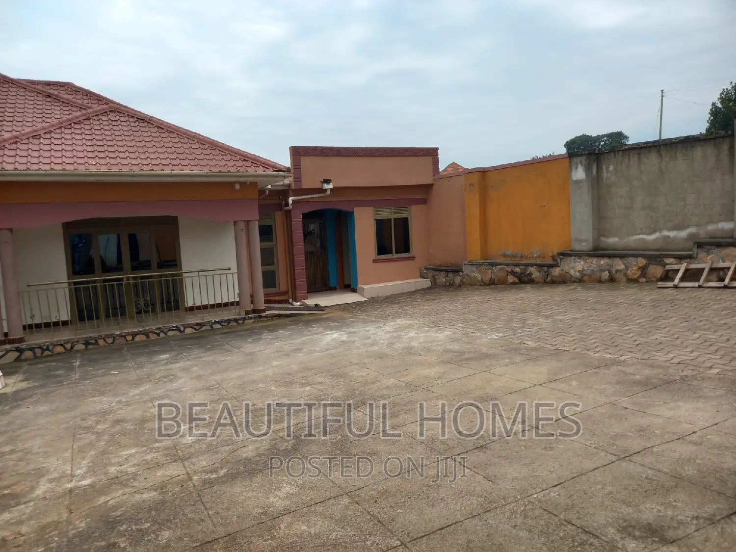 Furnished 4bdrm House in Nakwero, Kira for sale in Kira