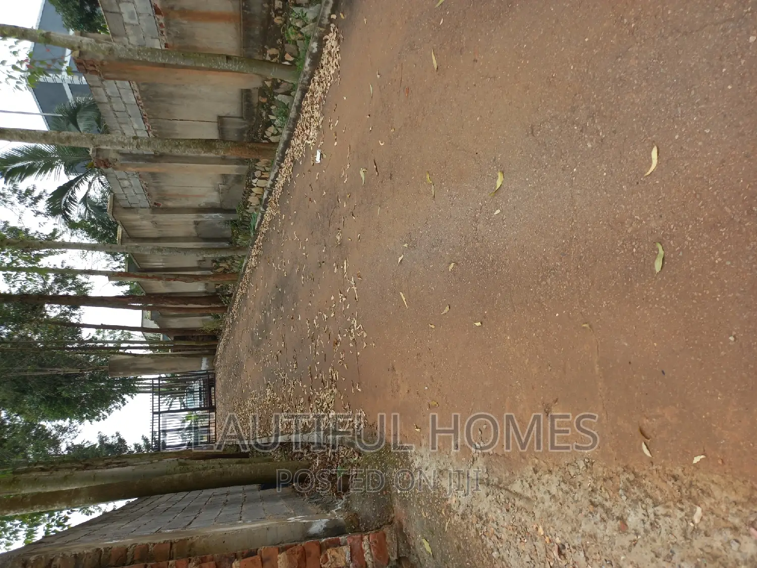 Furnished 4bdrm Maisonette in Nakwero, Kira for sale in Kira