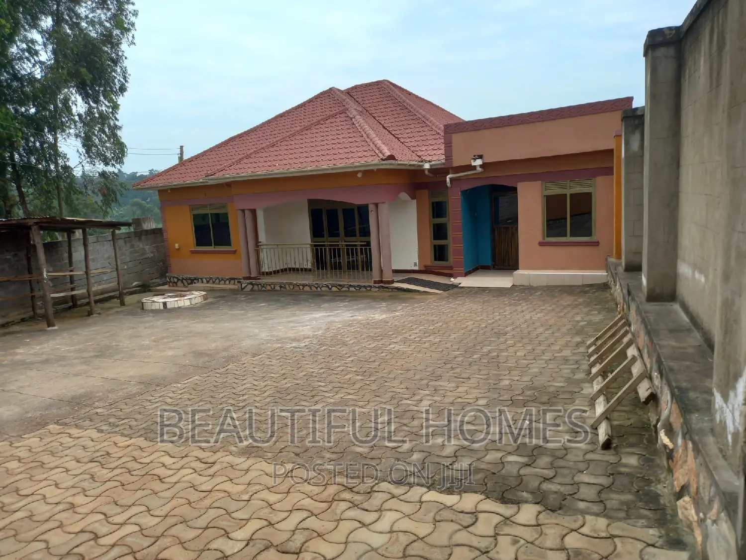 Furnished 4bdrm House in Nakwero, Kira for sale in Kira