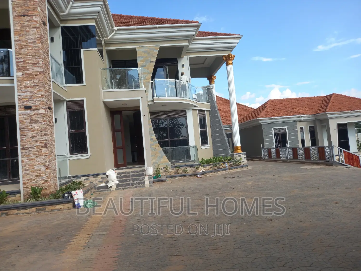 Furnished 6bdrm House in Kira for sale in Kira