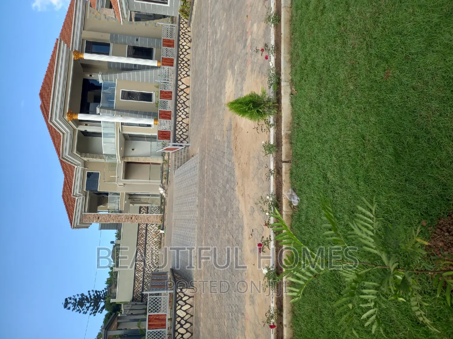 Furnished 6bdrm Duplex in Kira All Rich Estate for sale in Kira