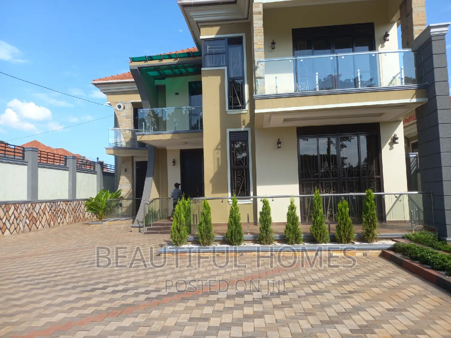 Furnished 6bdrm Mansion in Kira Ministers for sale in Kira