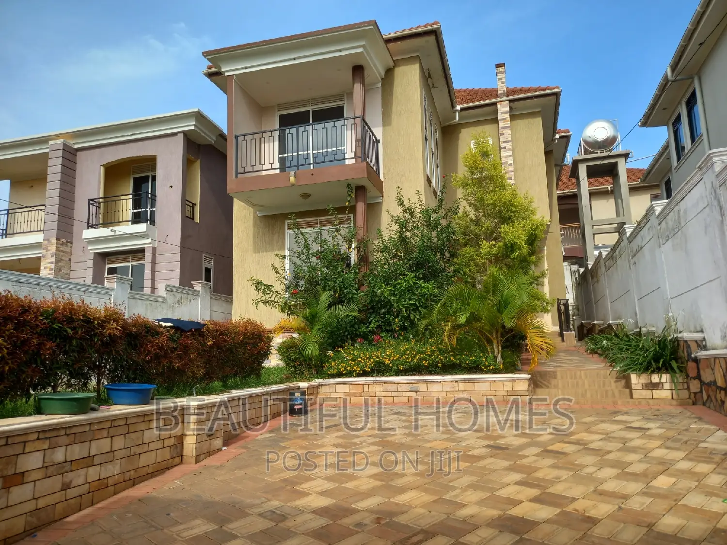 Furnished 4bdrm Duplex in Kira for sale in Kira