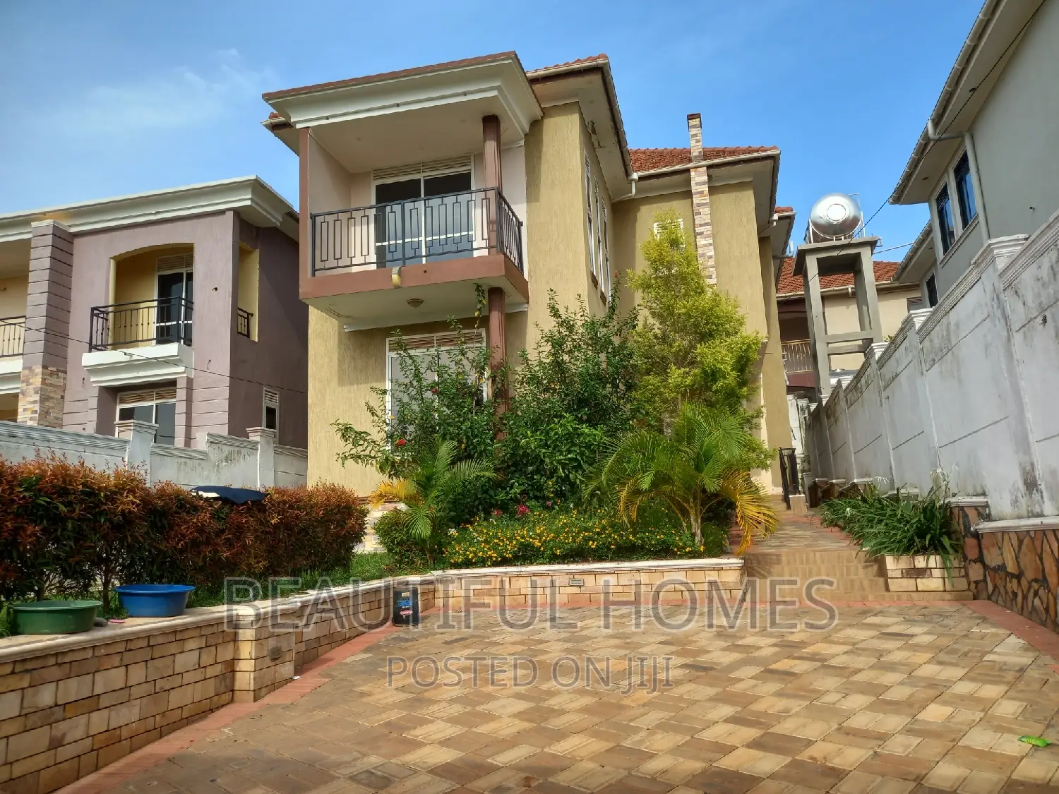 Furnished 4bdrm Duplex in Kira for sale in Kira