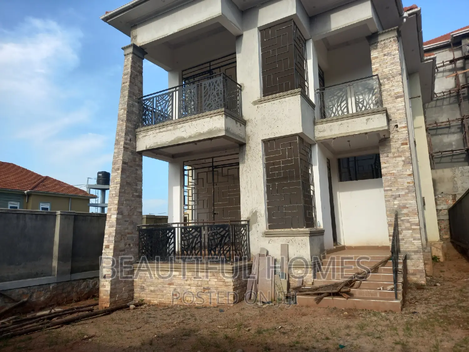 Furnished 4bdrm Duplex in Kira Mamerito Road, Nakawa for sale in Nakawa