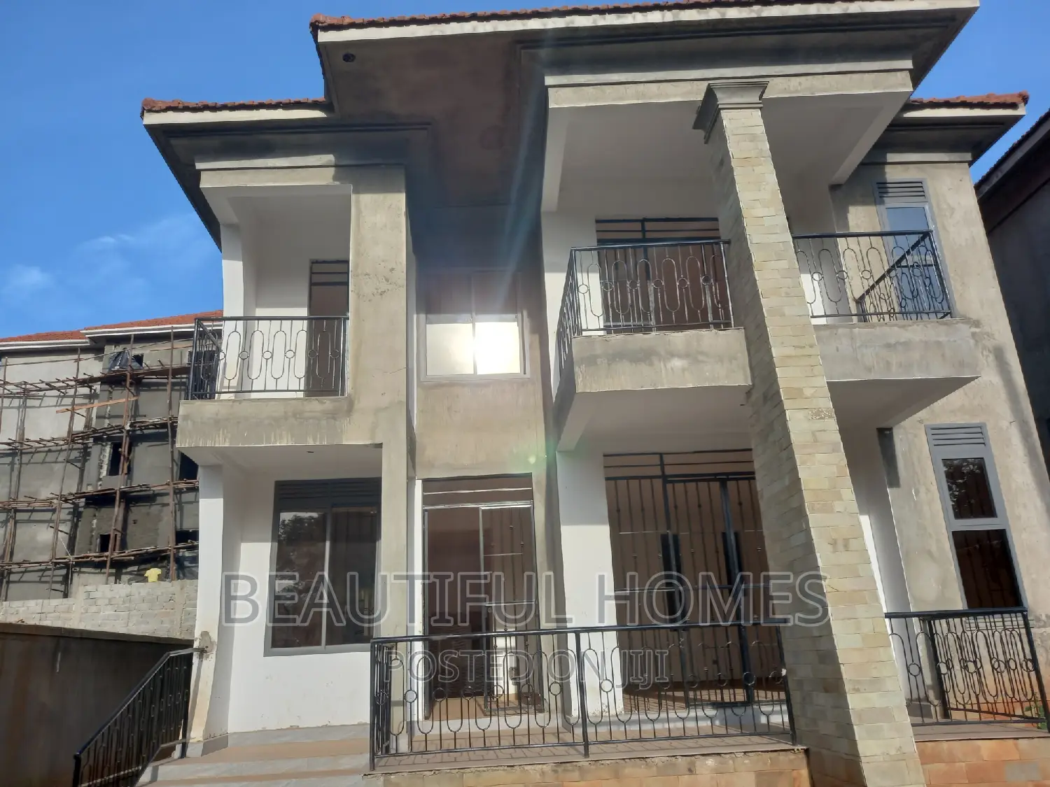 Furnished 4bdrm Duplex in Kira for sale in Kira