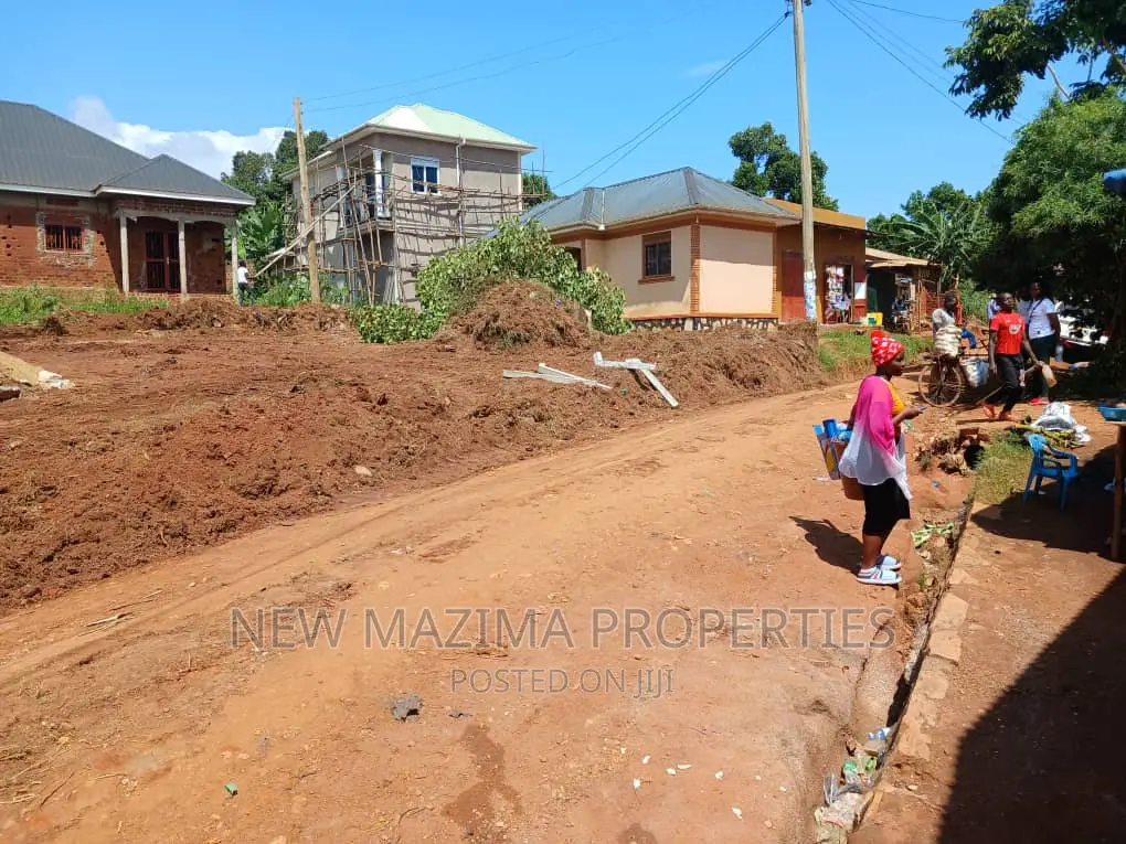 Very Affordable Commercial Plot on Quicksale in Busabaala in Division A