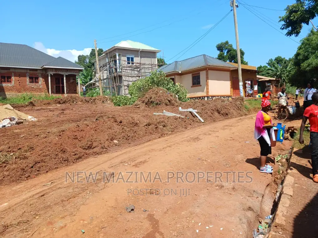 Very Affordable Commercial Plot on Quicksale in Busabaala in Division A