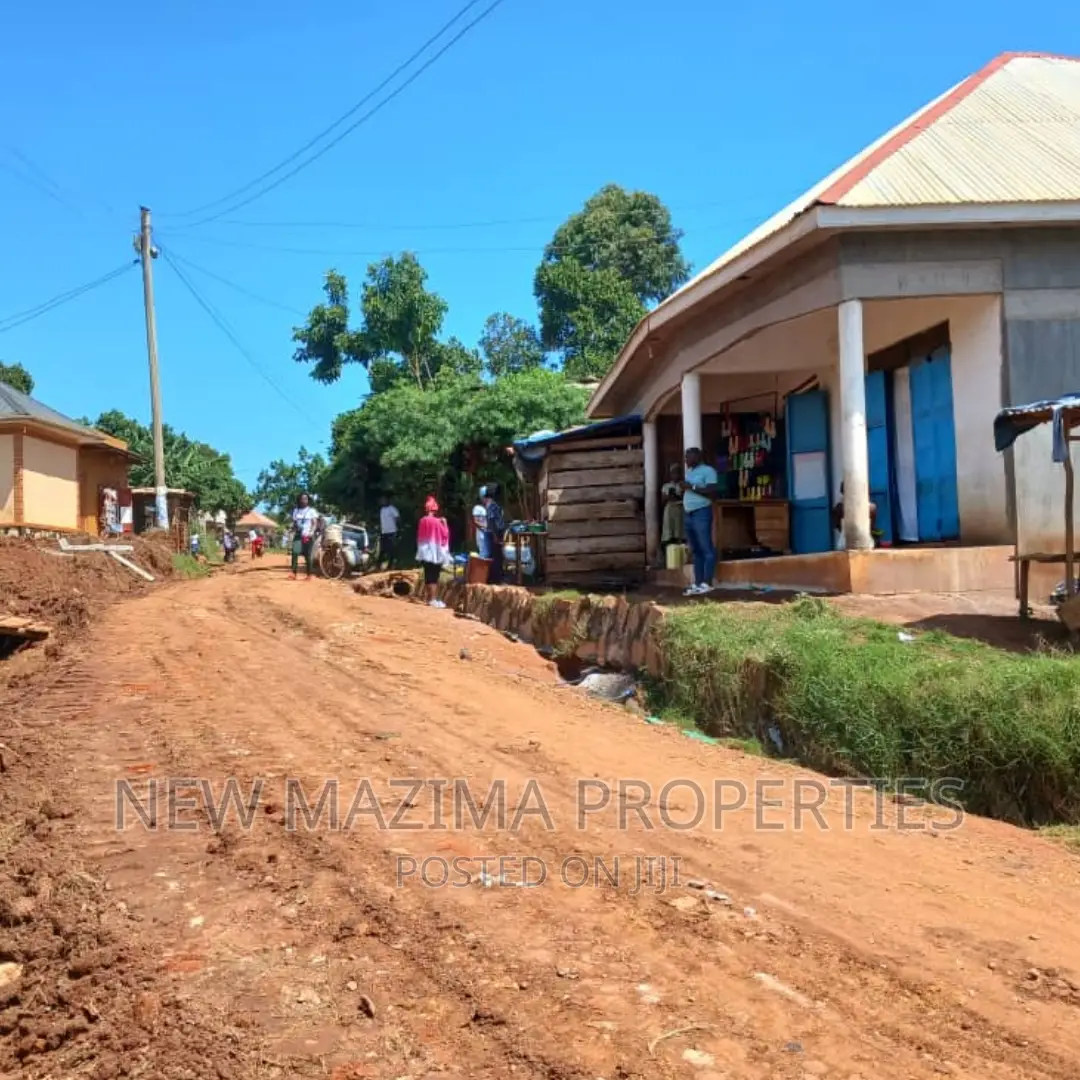 Very Affordable Commercial Plot on Quicksale in Busabaala in Division A