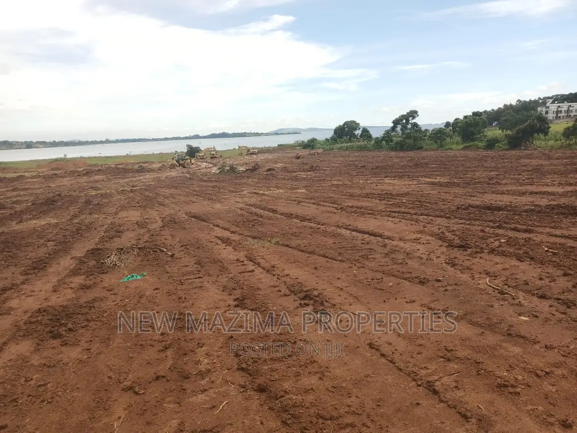 Prime Plots With Veryclear Lake View Onsale Garuga Ntebe Rd in Division A