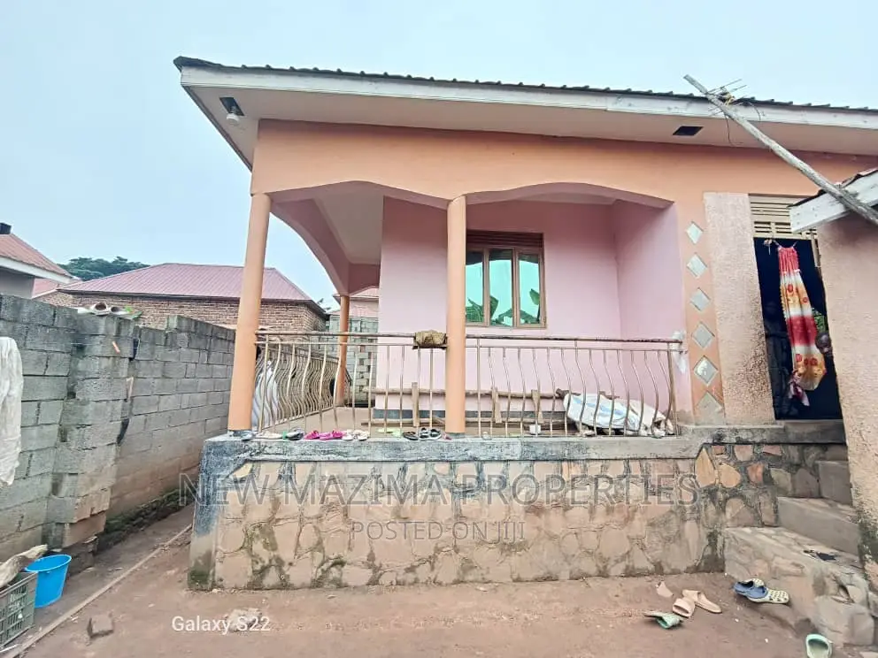 2bdrm House in Bulenga Town, Division A for sale in Division A