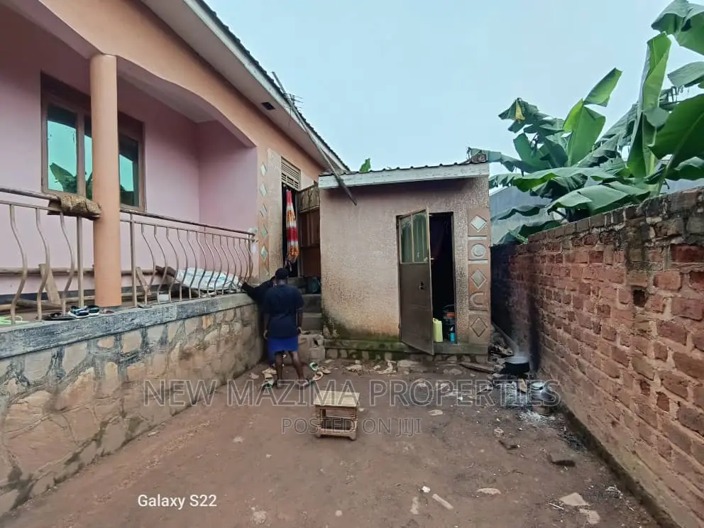 2bdrm House in Bulenga Town, Division A for sale in Division A