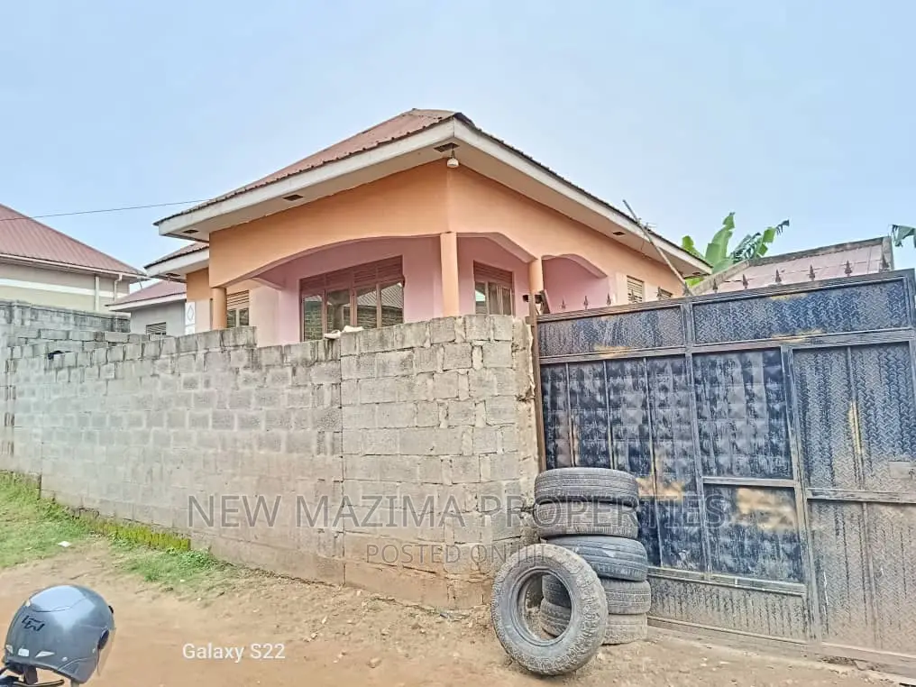 2bdrm House in Bulenga Town, Division A for sale in Division A