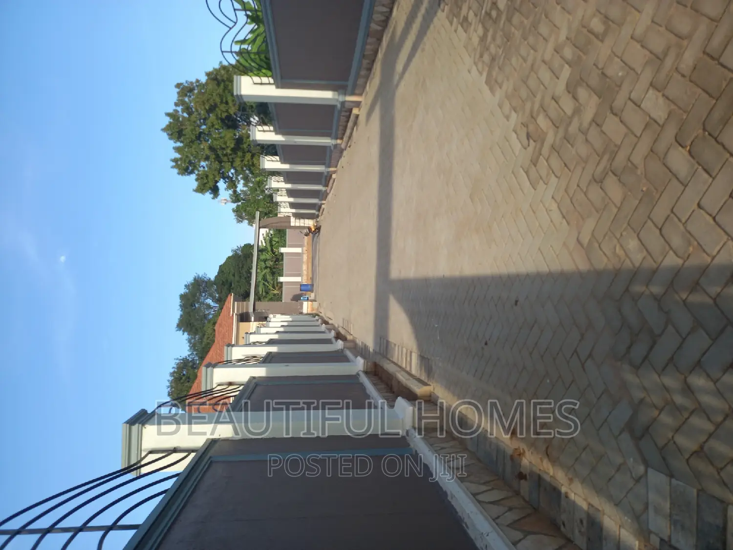 Furnished 5bdrm Bungalow in Kira Along Mamerito, Central Division in Central Division