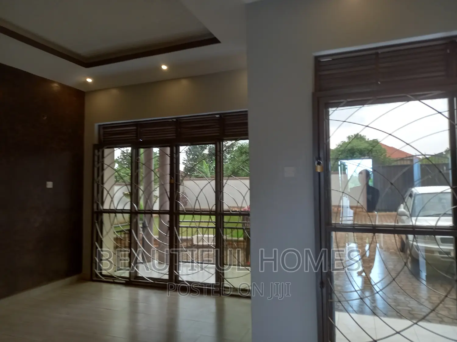 Furnished 4bdrm Bungalow in Kira for sale in Kira