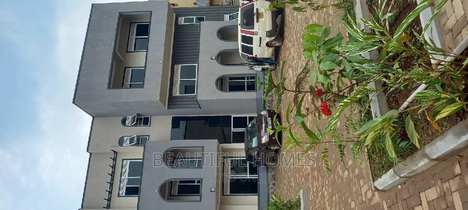 Furnished 2bdrm Block of Flats in Munyonyo, Makindye for sale in Makindye