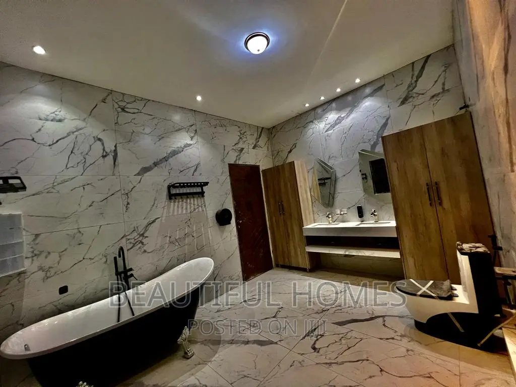 Furnished 7bdrm Mansion in Kyanja Corporate, Central Division for sale in Central Division