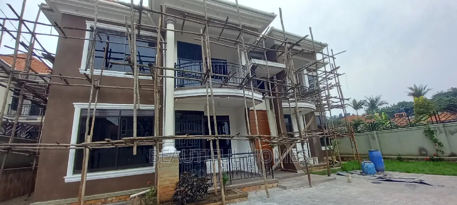 Furnished 6bdrm Duplex in Kyanja All Corporate, Central Division in Central Division