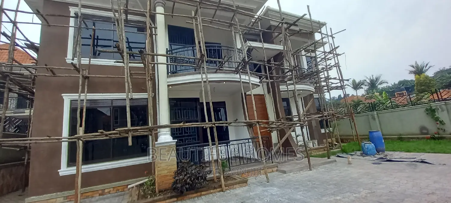 Furnished 6bdrm Duplex in Kyanja All Corporate, Central Division in Central Division