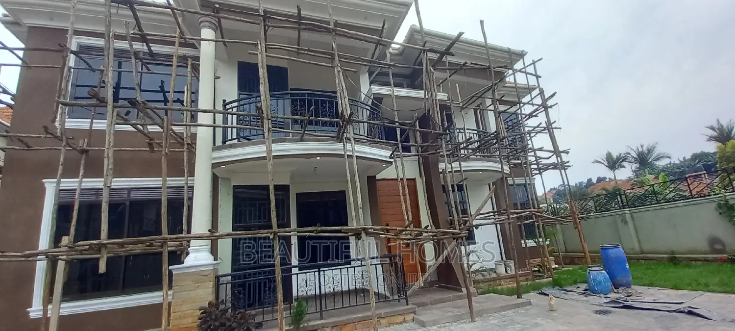 Furnished 6bdrm Duplex in Kyanja All Corporate, Central Division in Central Division