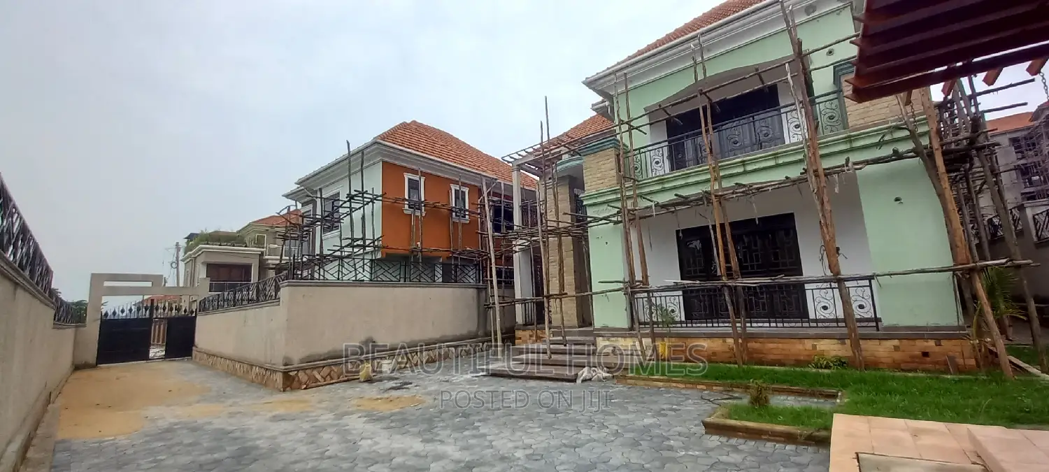 Furnished 6bdrm Mansion in Kyanja Expatriate, Central Division in Central Division
