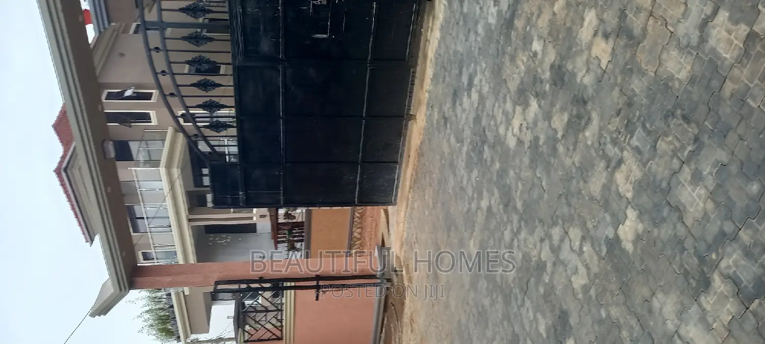 Furnished 6bdrm Mansion in Kyanja, Central Division for sale in Central Division