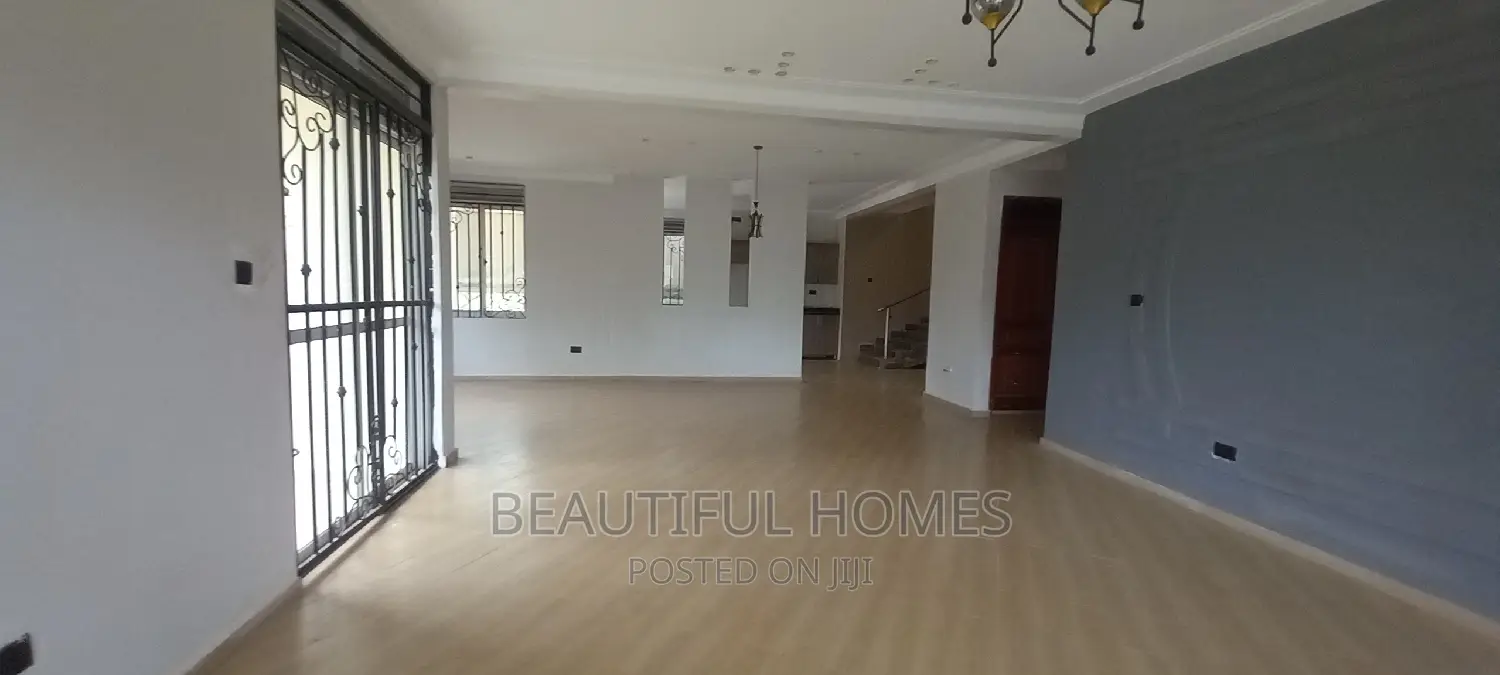 Furnished 5bdrm Duplex in Kyanja, Central Division for sale in Central Division