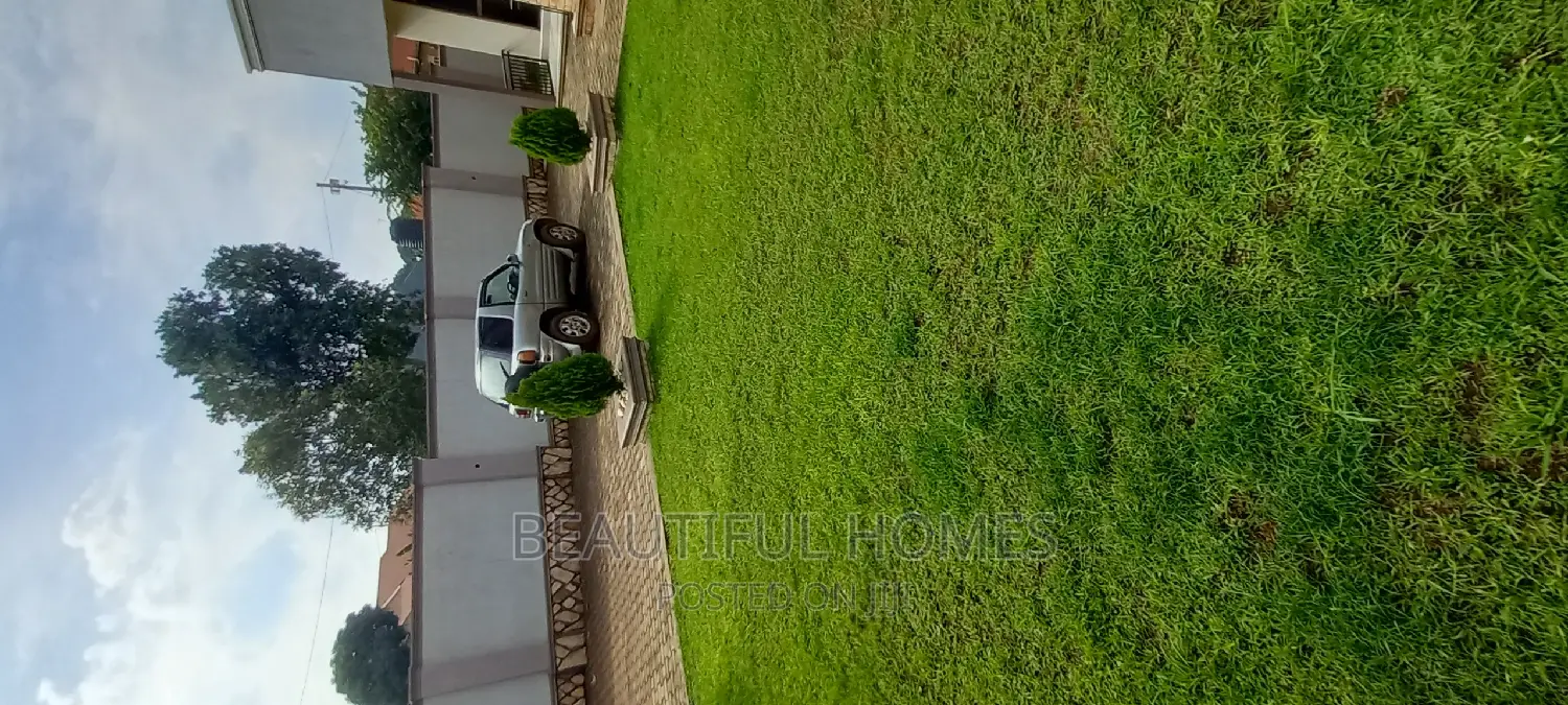 Furnished 4bdrm House in Kira for sale in Kira