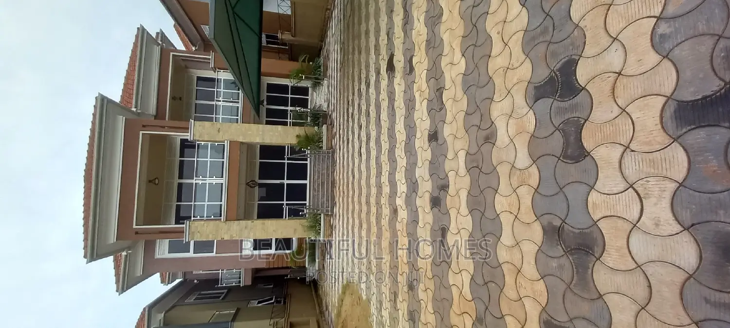 Furnished 5bdrm House in Kyanja, Nakawa for sale in Nakawa