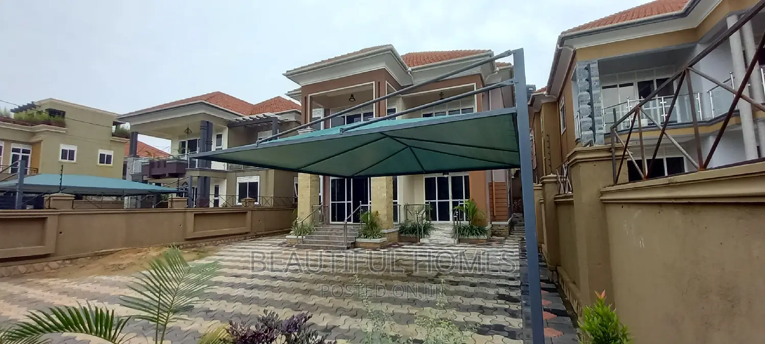 Furnished 5bdrm Duplex in Kyanja, Nakawa for sale in Nakawa