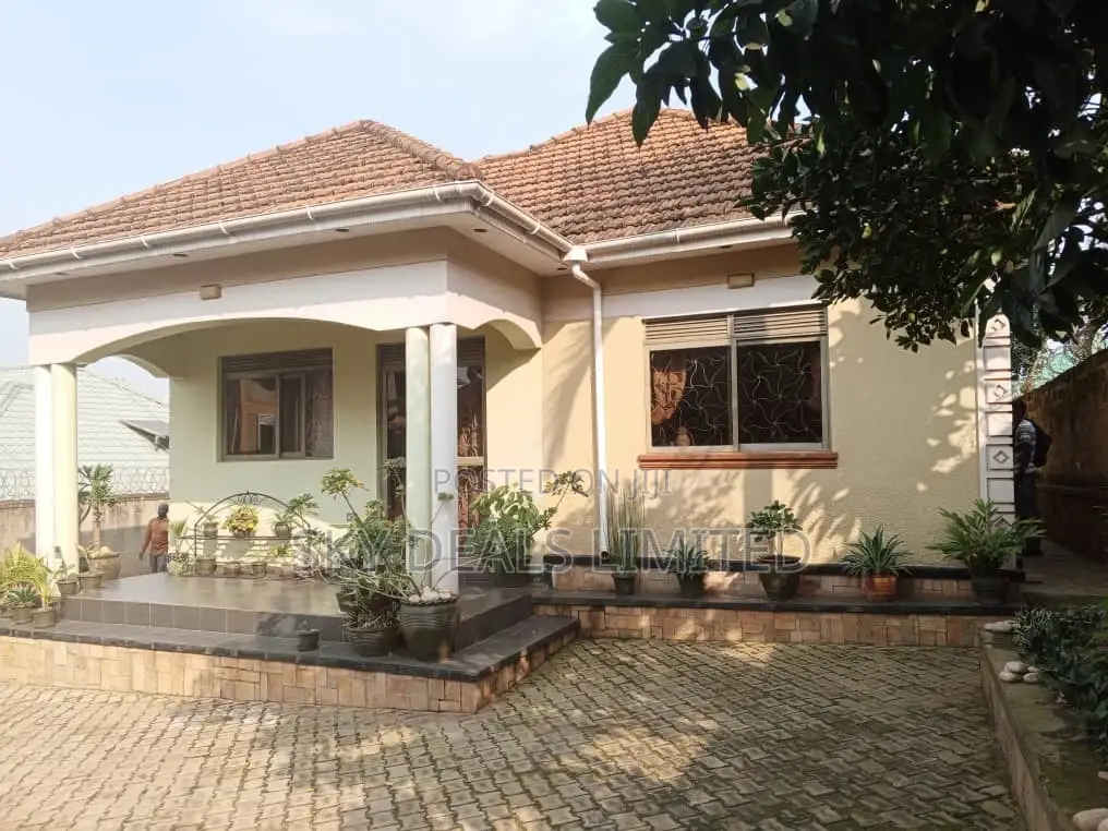 3bdrm Bungalow in Kisaasi, Nakawa for rent in Nakawa