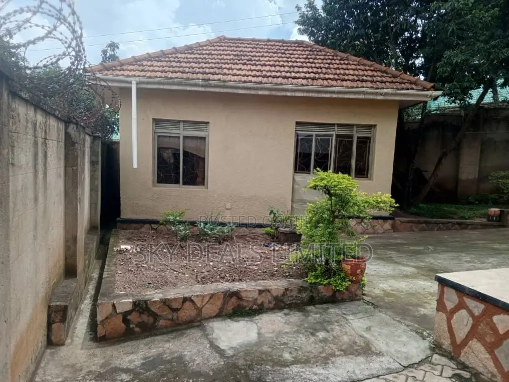 3bdrm Bungalow in Kisaasi, Nakawa for rent in Nakawa