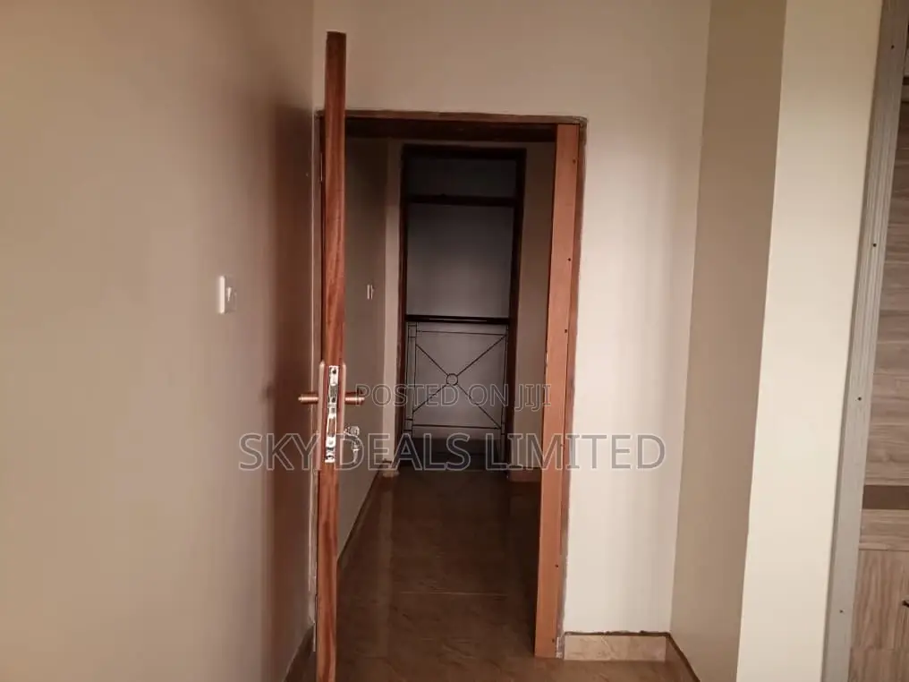 4bdrm Bungalow in Kyanja, Nakawa for sale in Nakawa