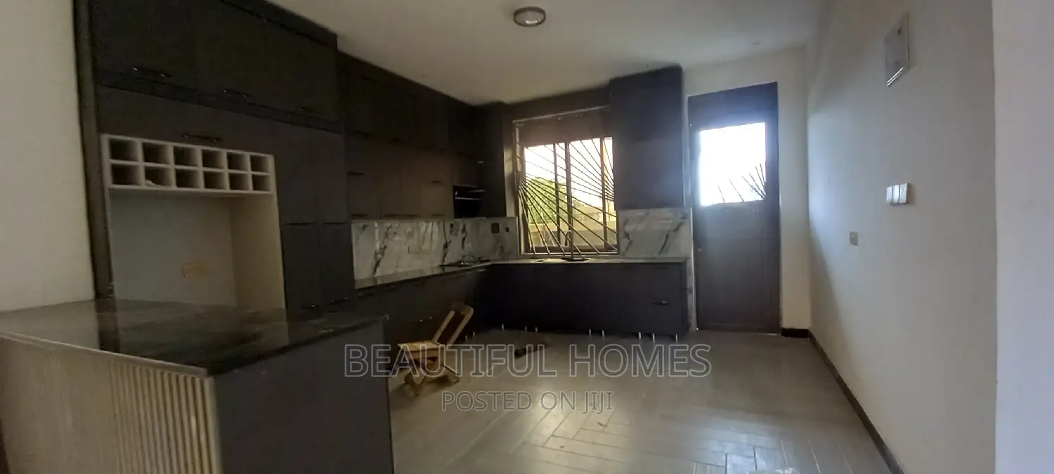 Furnished 7bdrm Mansion in Kyanja, Central Division for sale in Central Division