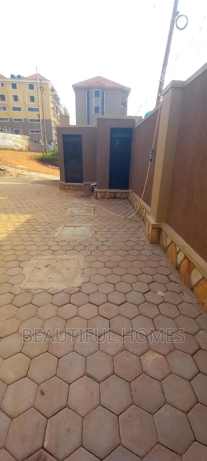 Furnished 2bdrm Apartment in Kyanja, Central Division for sale in Central Division