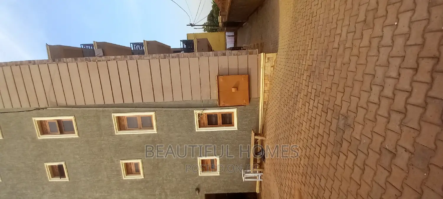 Furnished 2bdrm Apartment in Kyaliwajjara, Central Division for sale in Central Division