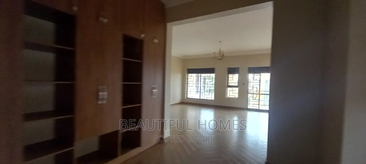 Furnished 5bdrm Duplex in Kira, Central Division for sale in Central Division
