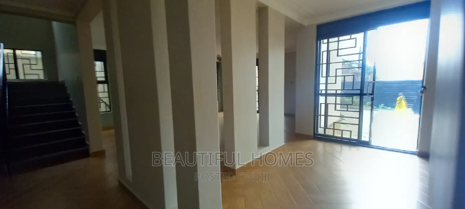 Furnished 5bdrm Duplex in Kira, Central Division for sale in Central Division