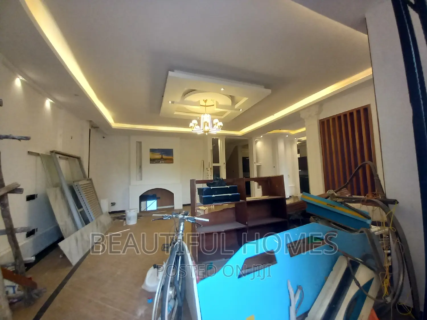 Furnished 5bdrm Duplex in Kira Mamerito for sale in Kira