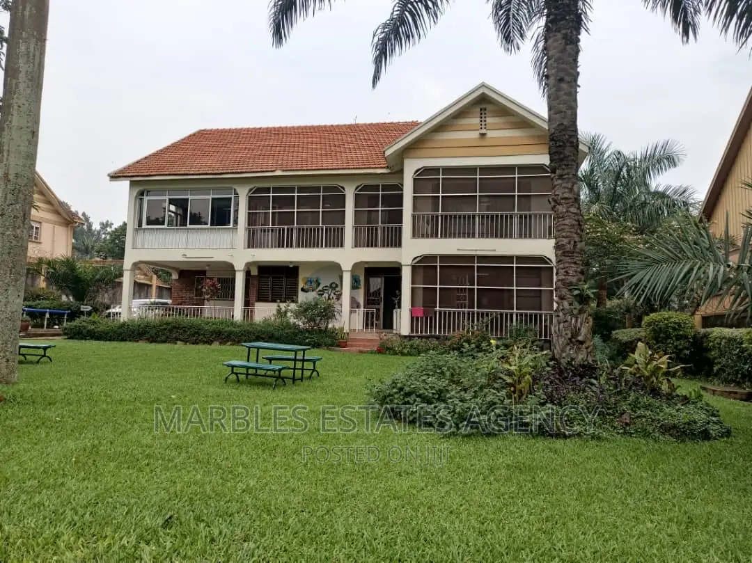 7bdrm Villa in Bugolobi, Central Division for rent in Central Division