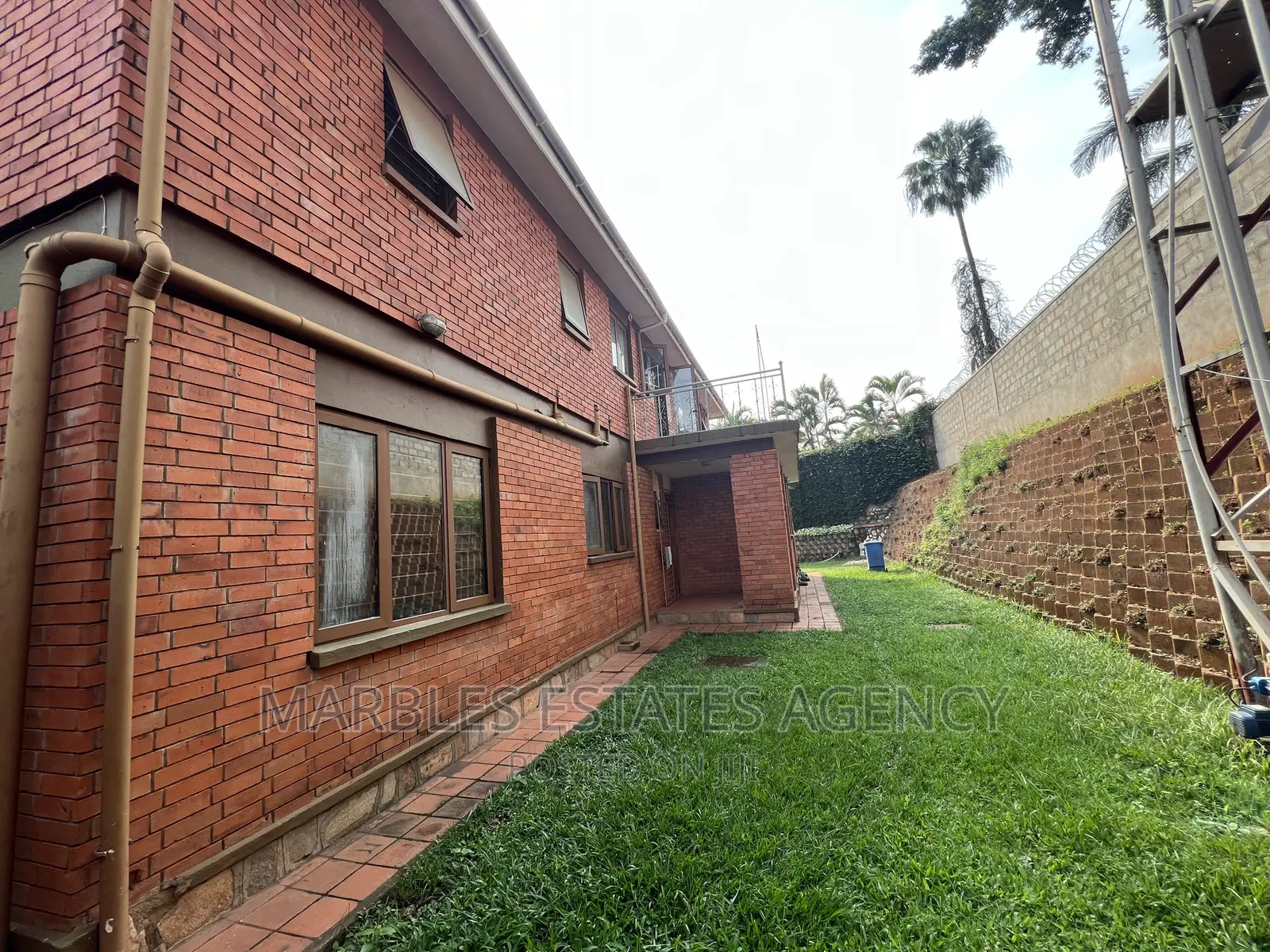 5bdrm Bungalow in Kololo, Central Division for rent in Central Division