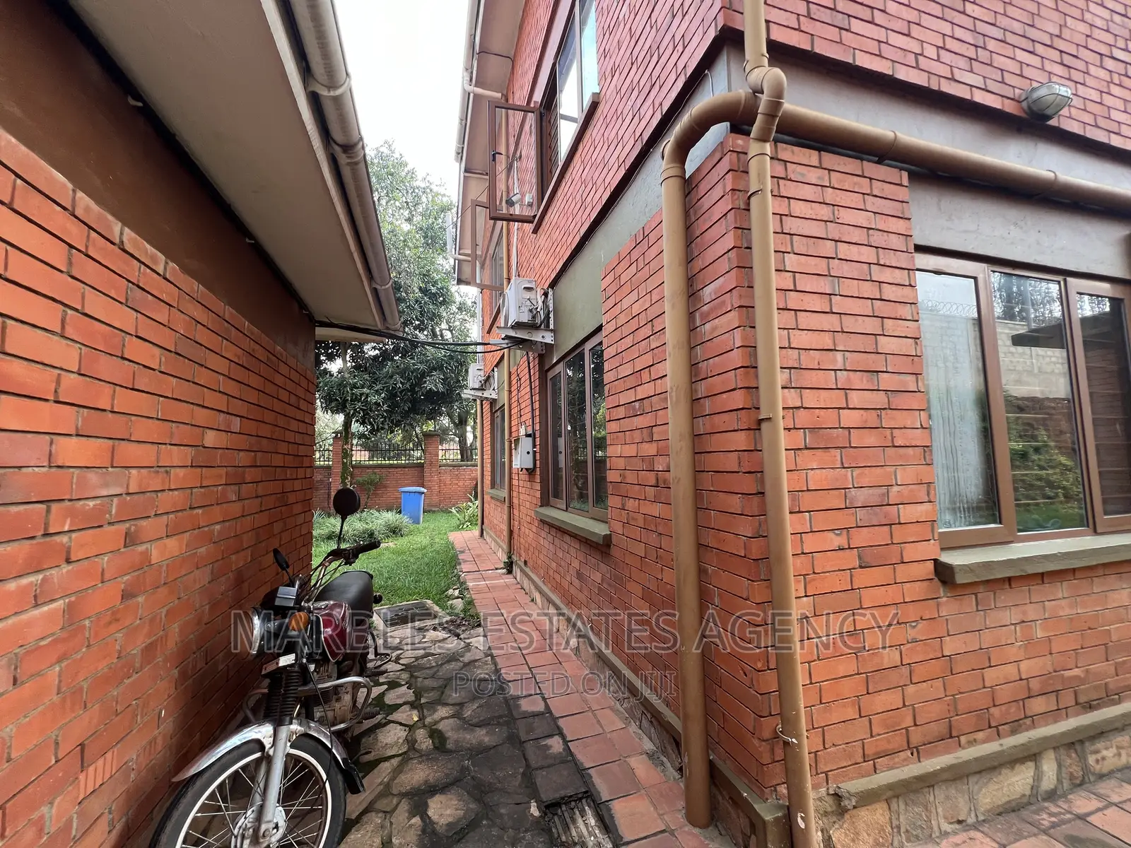 5bdrm Bungalow in Kololo, Central Division for rent in Central Division