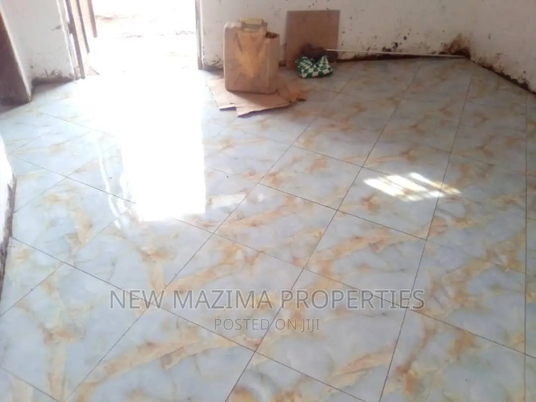 Mini Flat in Kitende Ntebe Rd, Division A for sale in Division A